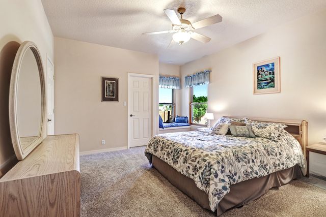 9175 Wilshire Avenue NE, Albuquerque, NM 87122