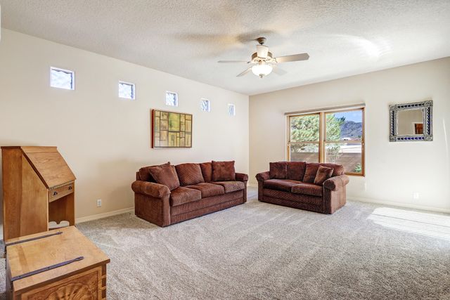 9175 Wilshire Avenue NE, Albuquerque, NM 87122