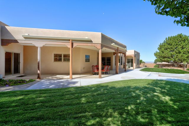 9175 Wilshire Avenue NE, Albuquerque, NM 87122