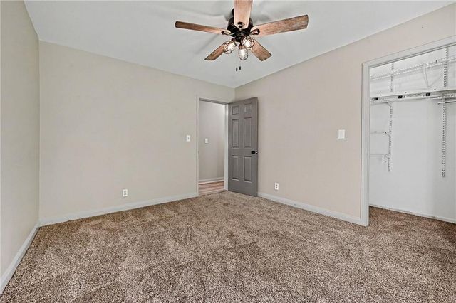 39232 Fitch Road, Richmond, MO 64085