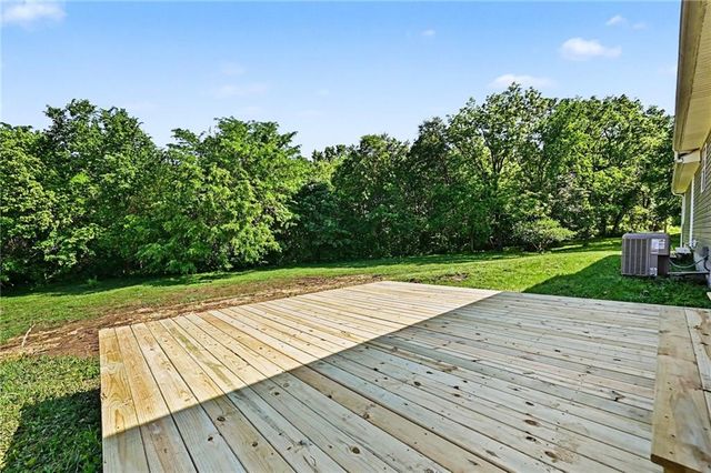 39232 Fitch Road, Richmond, MO 64085