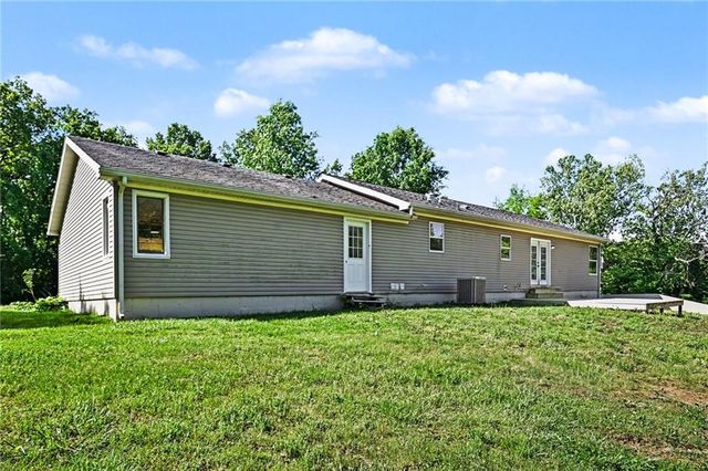 39232 Fitch Road, Richmond, MO 64085