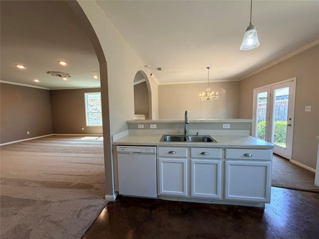 5000 Wild Oats Drive, Fort Worth, TX 76179