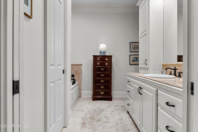 101 Mission Hills Drive, Broussard, LA 70518