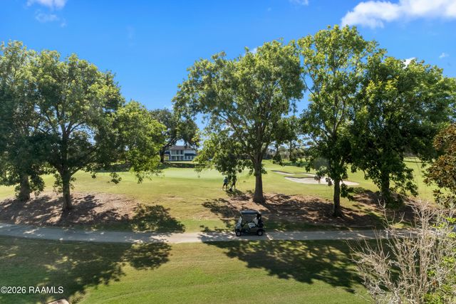101 Mission Hills Drive, Broussard, LA 70518