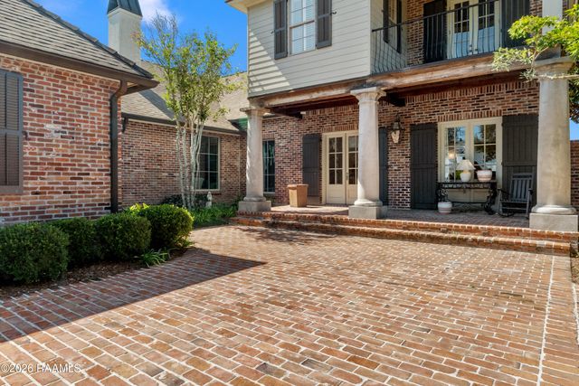 101 Mission Hills Drive, Broussard, LA 70518