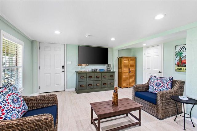 16531 Nassau Way, Jamaica Beach, TX 77554