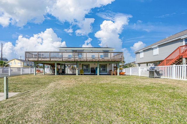 16531 Nassau Way, Jamaica Beach, TX 77554