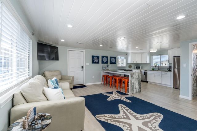 16531 Nassau Way, Jamaica Beach, TX 77554