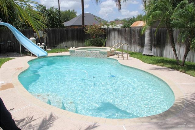 1405 S Brier Street, Alton, TX 78573