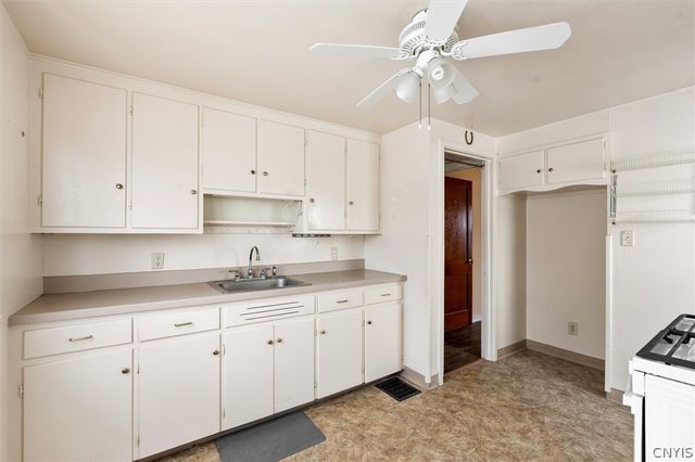 313 Academy Place, Syracuse, NY 13207