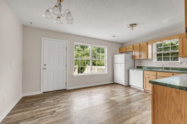 129 Apple Valley Court NE, Charleston, TN 37310
