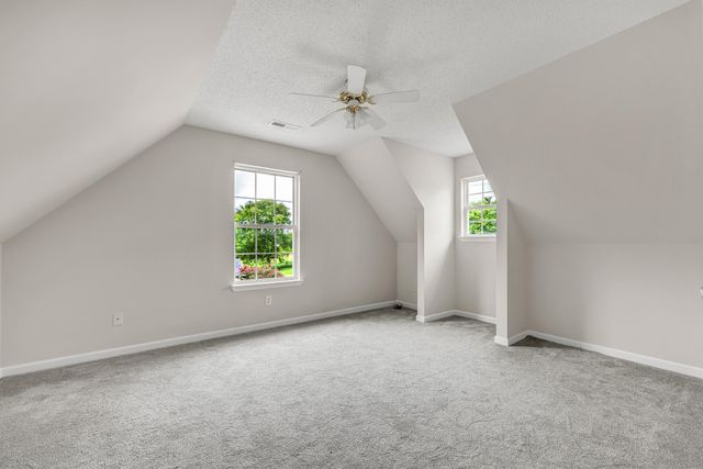 129 Apple Valley Court NE, Charleston, TN 37310