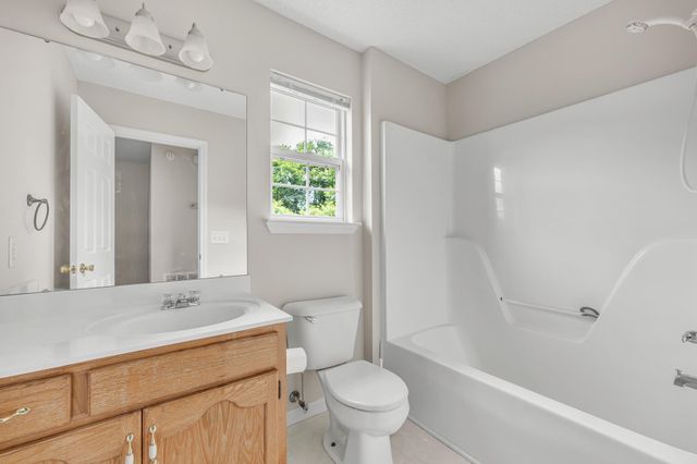 129 Apple Valley Court NE, Charleston, TN 37310