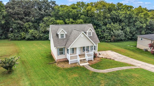 129 Apple Valley Court NE, Charleston, TN 37310