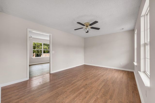 129 Apple Valley Court NE, Charleston, TN 37310