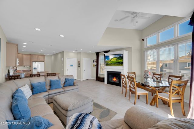 209-4 Beachfront, Manasquan, NJ 08736