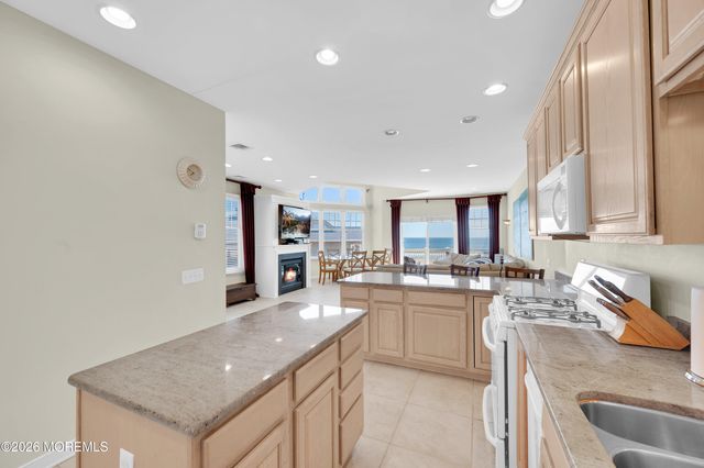 209-4 Beachfront, Manasquan, NJ 08736