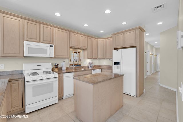 209-4 Beachfront, Manasquan, NJ 08736