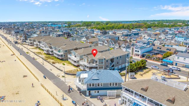 209-4 Beachfront, Manasquan, NJ 08736