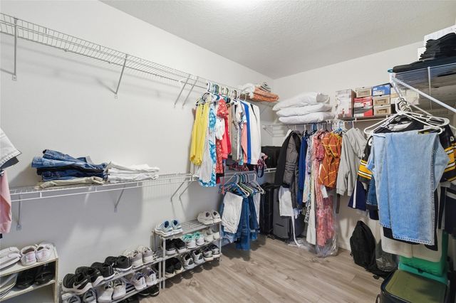 722 BLACK EAGLE DRIVE, Groveland, FL 34736