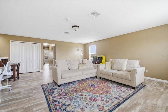 722 BLACK EAGLE DRIVE, Groveland, FL 34736