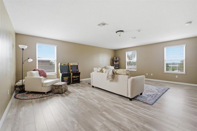 722 BLACK EAGLE DRIVE, Groveland, FL 34736