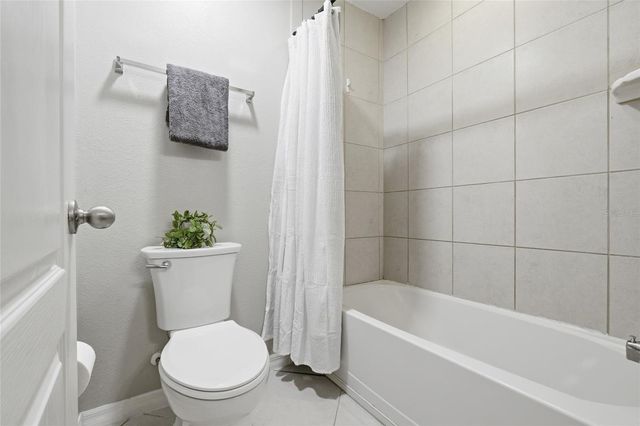 722 BLACK EAGLE DRIVE, Groveland, FL 34736