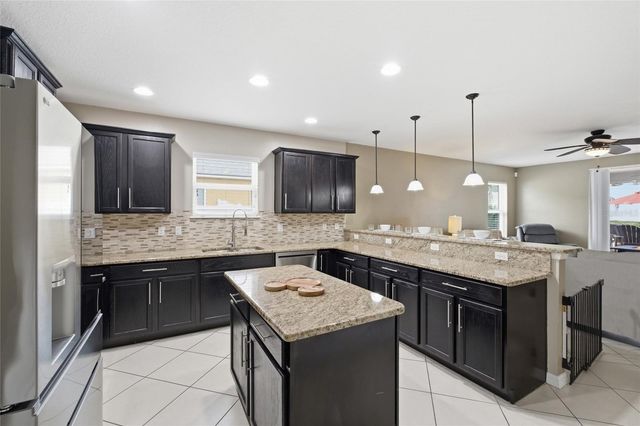 722 BLACK EAGLE DRIVE, Groveland, FL 34736