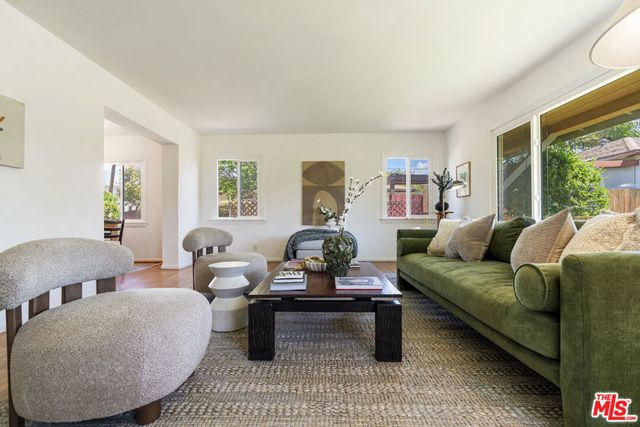 1113 Palms Boulevard, Venice, CA 90291