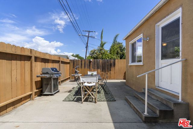 1113 Palms Boulevard, Venice, CA 90291