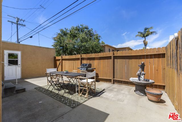 1113 Palms Boulevard, Venice, CA 90291