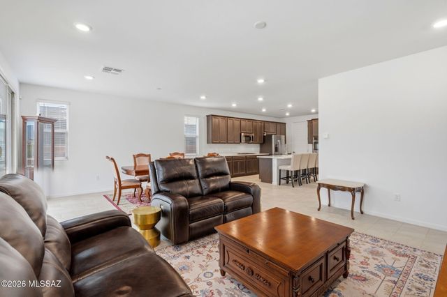 7919 S Bonanza Park Drive, Tucson, AZ 85747