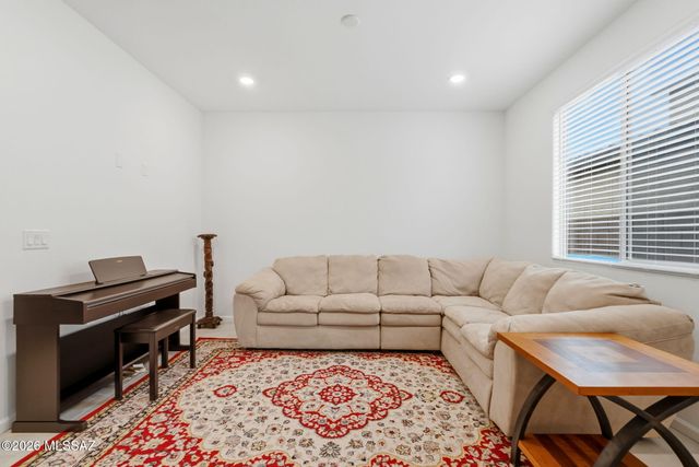7919 S Bonanza Park Drive, Tucson, AZ 85747