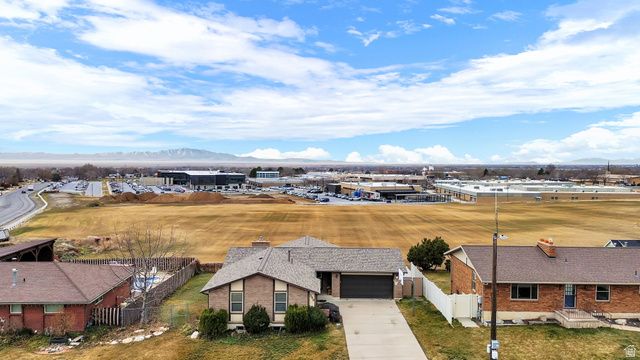 358 S 850 E, Kaysville, UT 84037