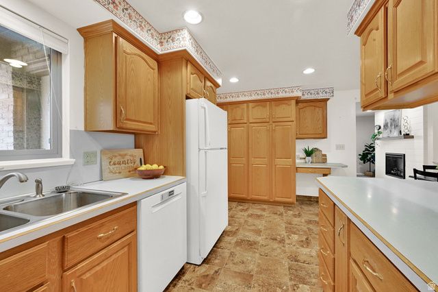 358 S 850 E, Kaysville, UT 84037