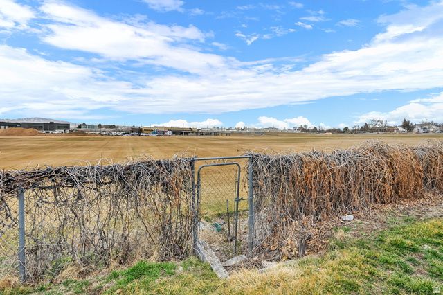 358 S 850 E, Kaysville, UT 84037