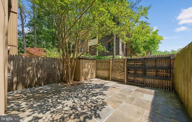 10707 MUIRFIELD DR, Potomac, MD 20854