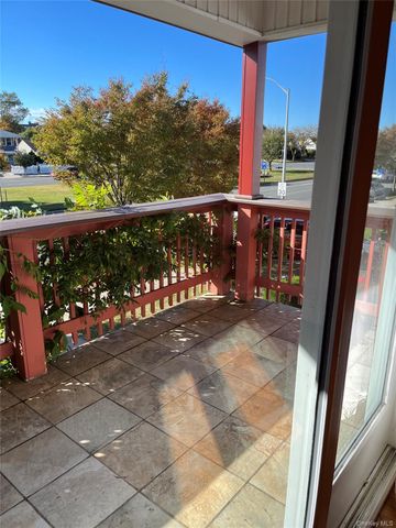 429 E Park Avenue 2nd Floor, Long Beach, NY 11561