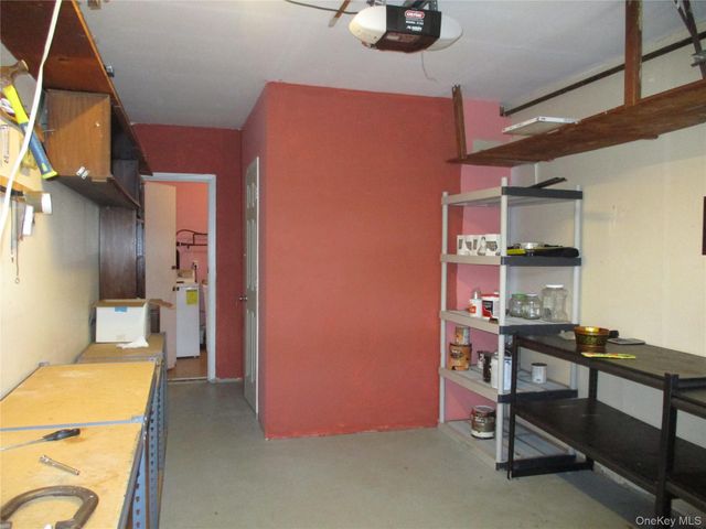 429 E Park Avenue 2nd Floor, Long Beach, NY 11561