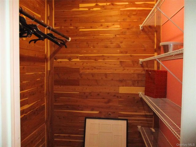 429 E Park Avenue 2nd Floor, Long Beach, NY 11561