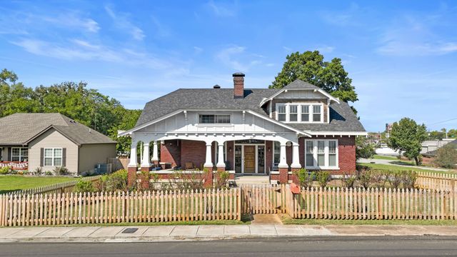 527 Deery St, Shelbyville, TN 37160