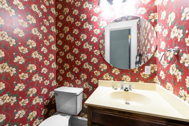 527 Deery St, Shelbyville, TN 37160