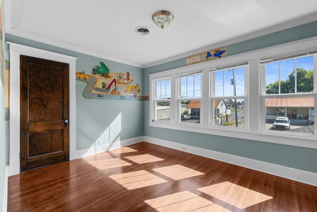 527 Deery St, Shelbyville, TN 37160