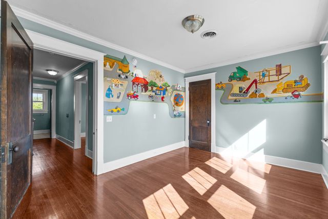 527 Deery St, Shelbyville, TN 37160