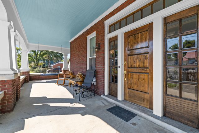 527 Deery St, Shelbyville, TN 37160