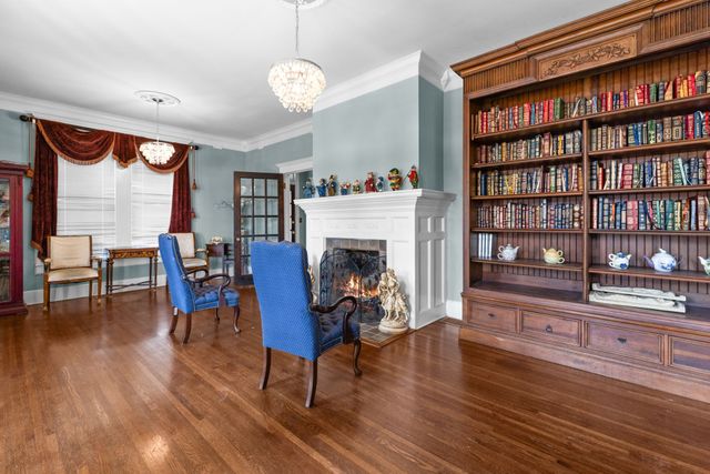 527 Deery St, Shelbyville, TN 37160