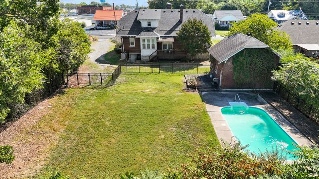 527 Deery St, Shelbyville, TN 37160