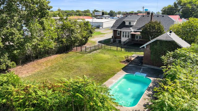 527 Deery St, Shelbyville, TN 37160