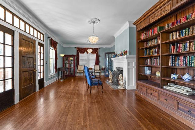 527 Deery St, Shelbyville, TN 37160